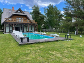 Lovely Niedru SPA apartments with pool